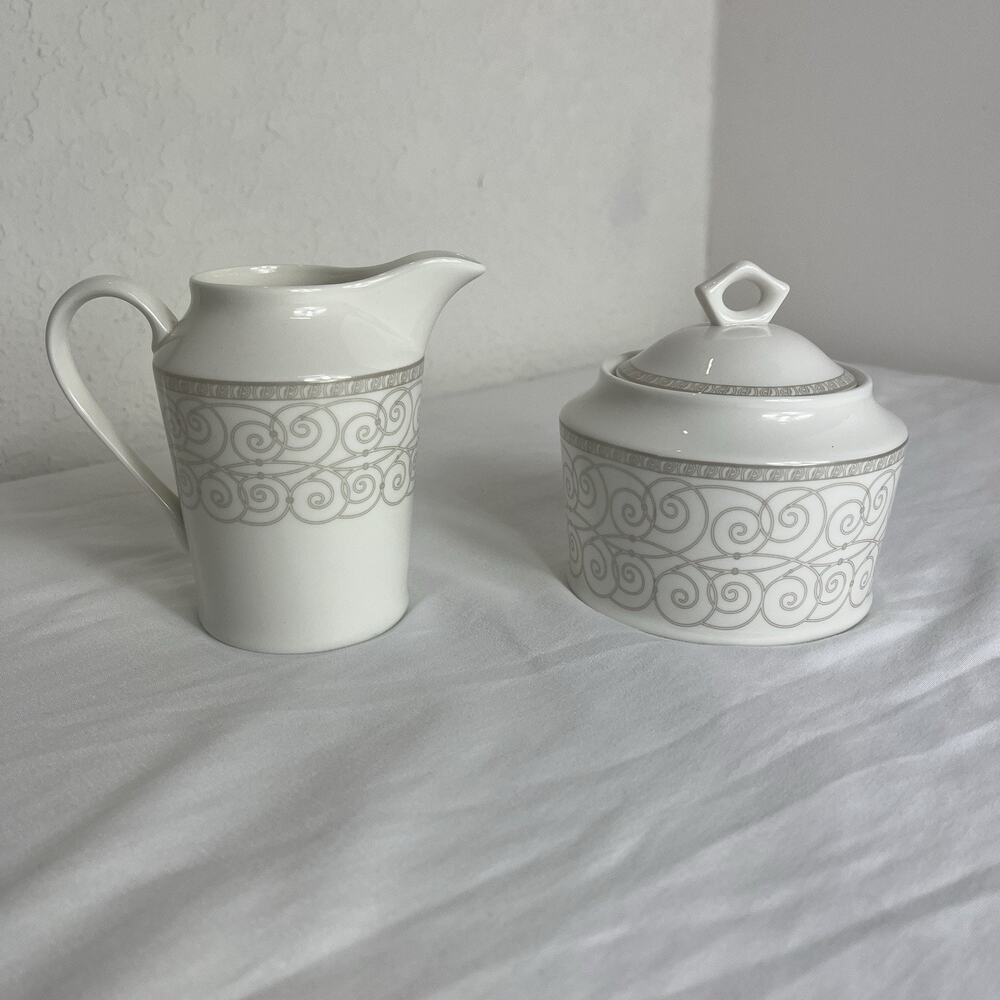 Mikasa Serenade Creamer and Sugar Bowl w/Lid New Unused with Tags HK297